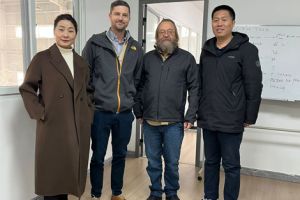 American Customers Came to Visit Corunclima Factory